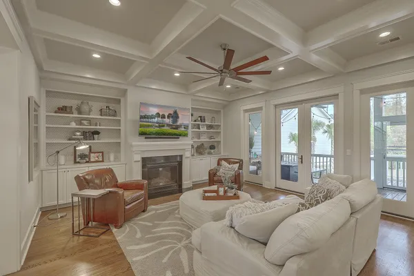 $1,595,000 | 3818 Fifle Street, Mount Pleasant, SC 29466