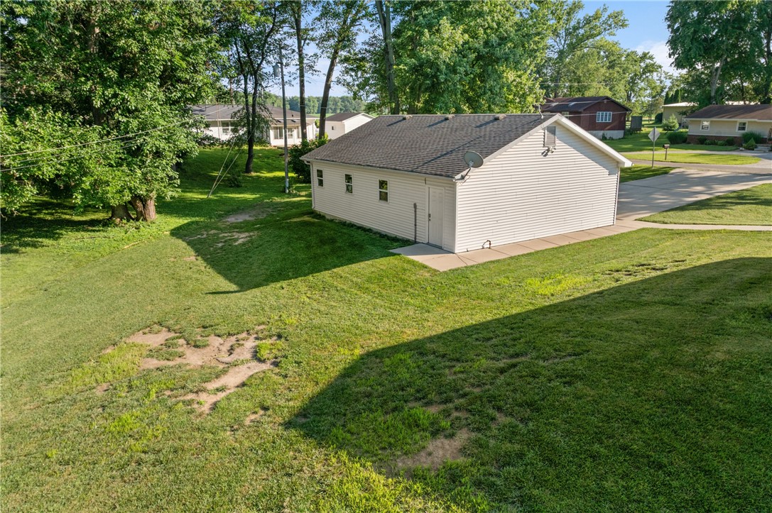 107 Valley Road Marshall, IL 62441 - Photo 31 of 32
