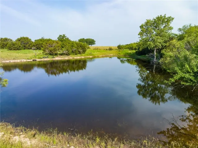 $1,900,000 | 16401 Cedar Rock Parkway, Crawford, TX 76638