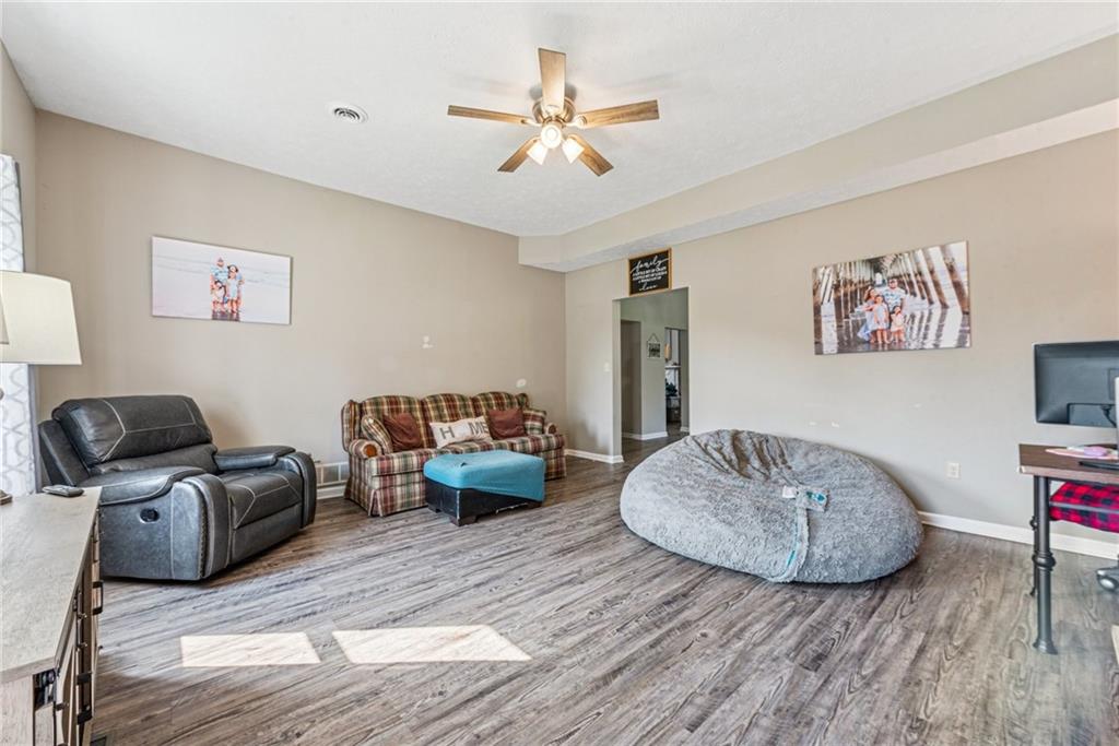 27 Richeyville Road Richeyville, PA 15358 - Photo 14 of 35