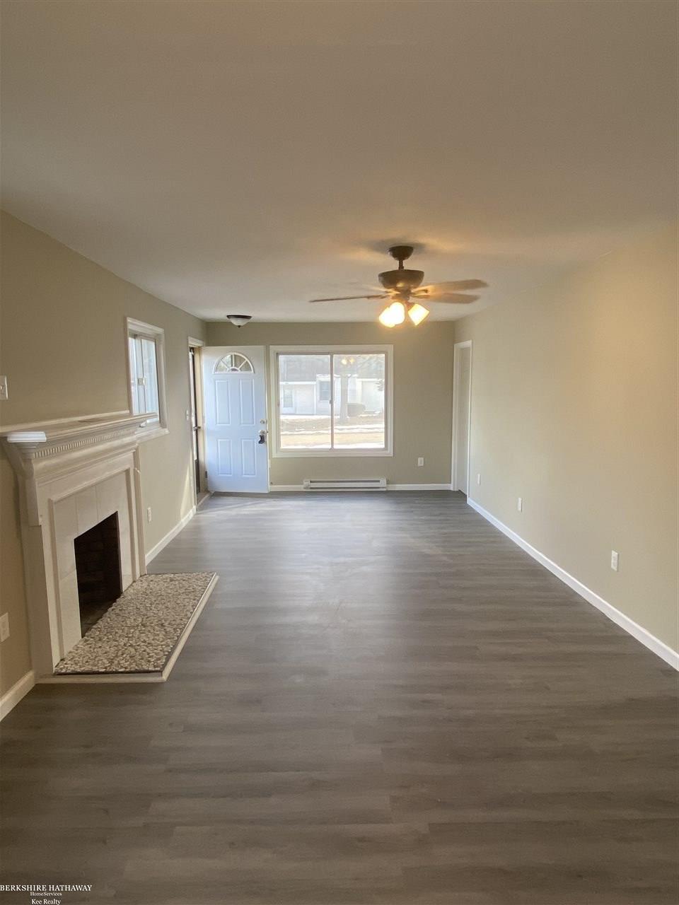 7511 Elmwood Road Lexington, MI 48450 - Photo 7 of 23 50035451-6.JPG