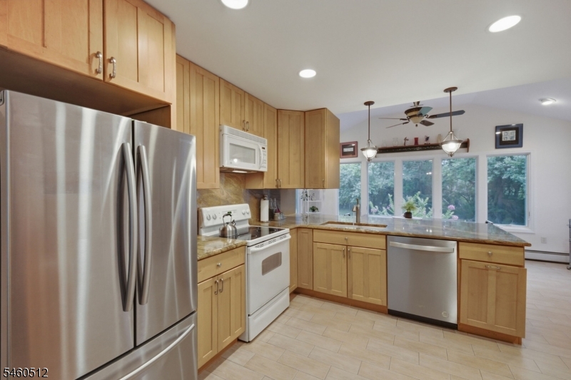 93 Sunset Road Belle Mead, NJ 08502 - Photo 13 of 38 Gallery Image 13