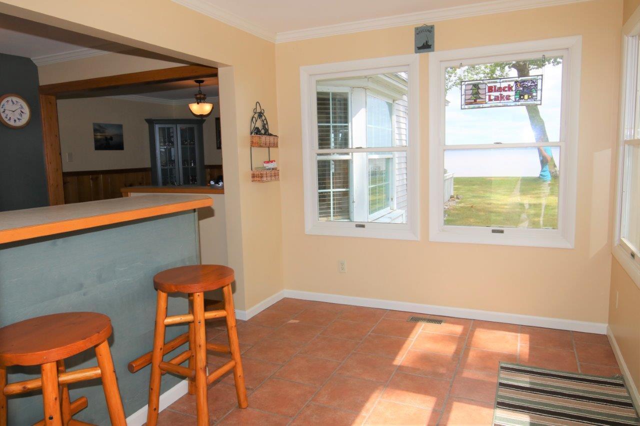 2006 Winifred Street Cheboygan, MI 49721 - Photo 4 of 27 Gallery Image 4