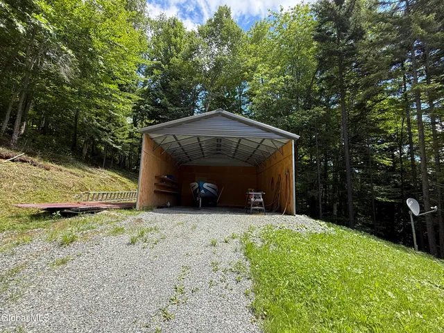 $150,000 | Undisclosed Address, Lake Pleasant, NY 12108