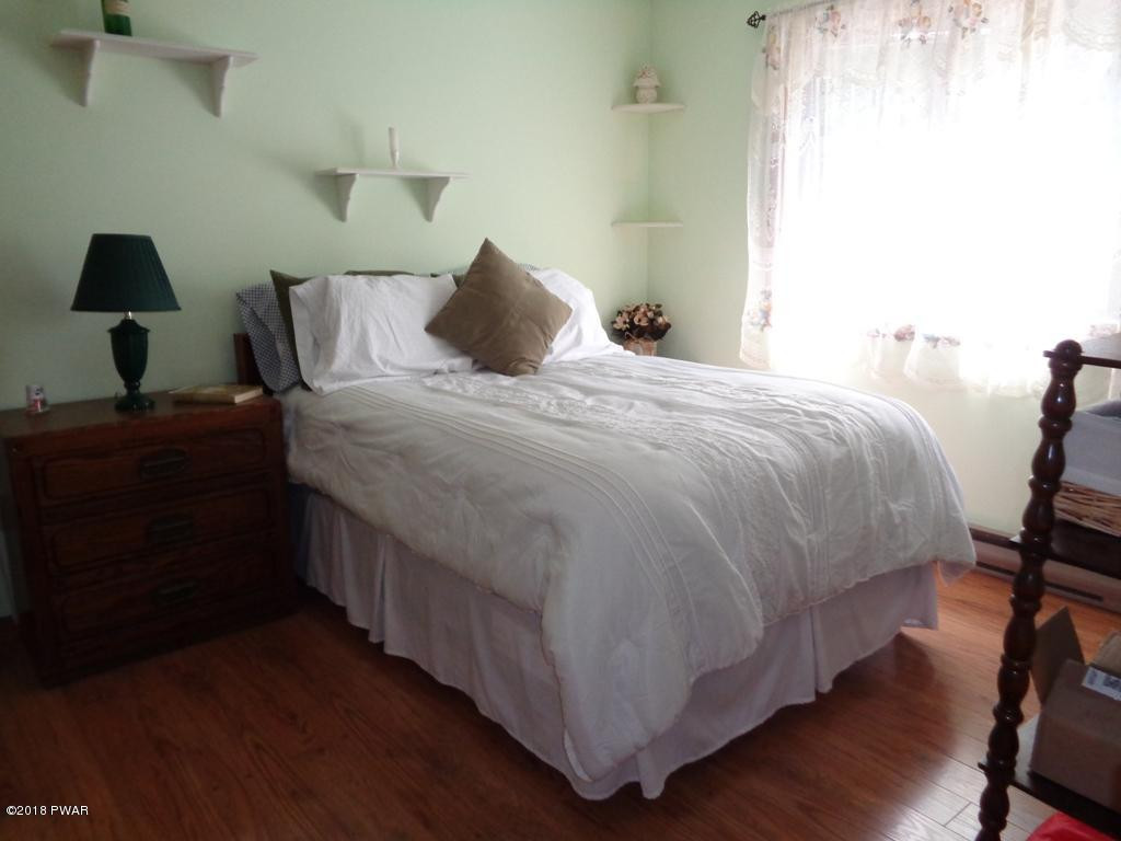 1063 Boat House Road Lake Ariel, PA 18436 - Photo 19 of 34 Bed 3