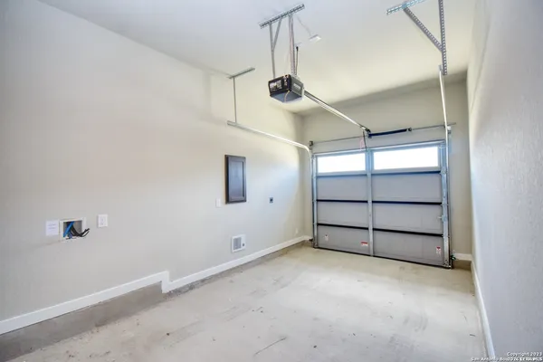 $1,550 | 8318 Via Verona, Unit 104, San Antonio, TX 78227