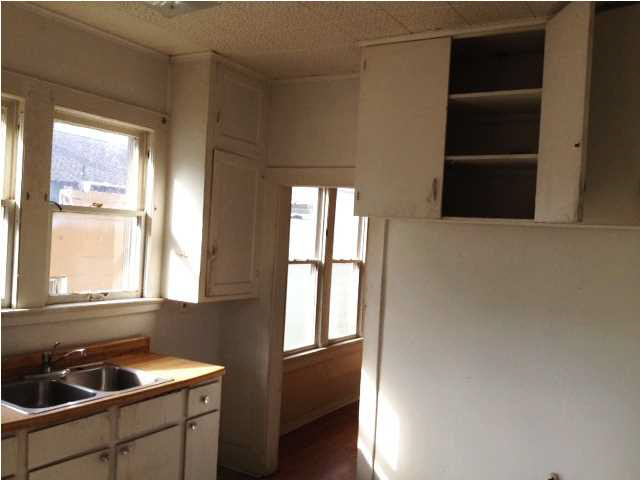 1807 Stringtown Road Evansville, IN 47711 - Photo 3 of 8 Gallery Image 3