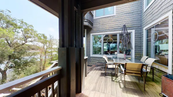 $3,384,000 | 268 Little Oak Island Drive, Folly Beach, SC 29439