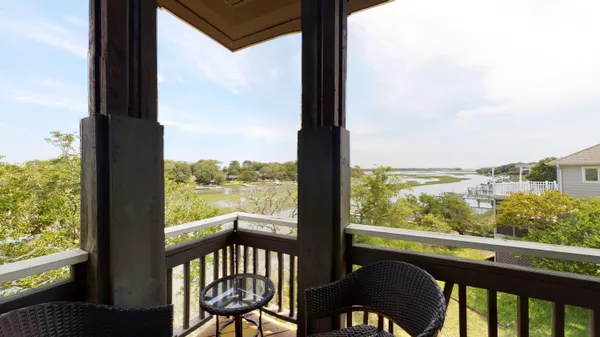 $3,384,000 | 268 Little Oak Island Drive, Folly Beach, SC 29439