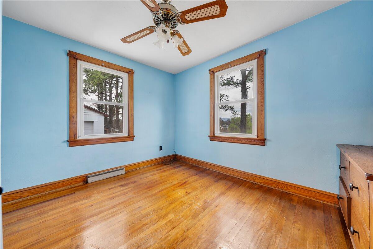 209 Highland Road Vinton, VA 24179 - Photo 8 of 31 08-MIB09447