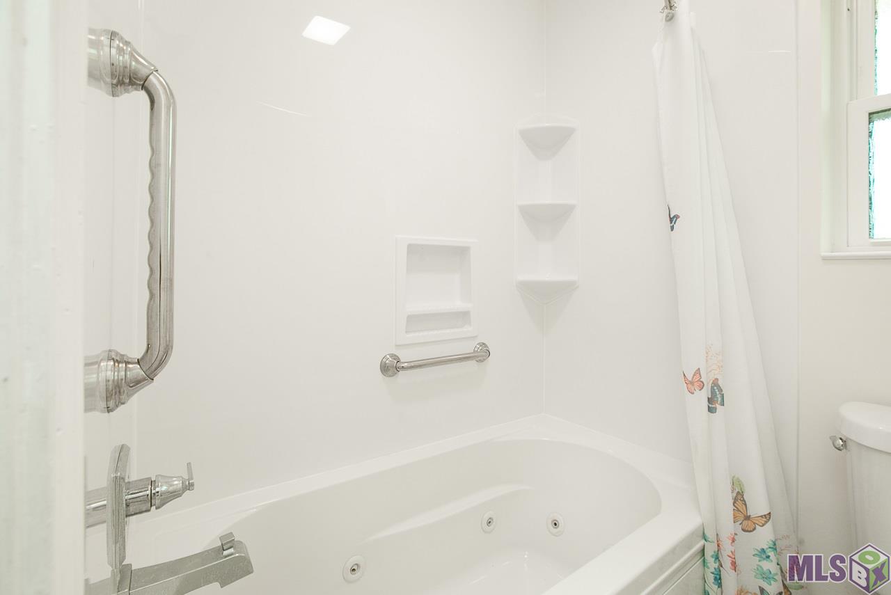 14732 Brightview Court Baton Rouge, LA 70819 - Photo 12 of 19 Gallery Image 12