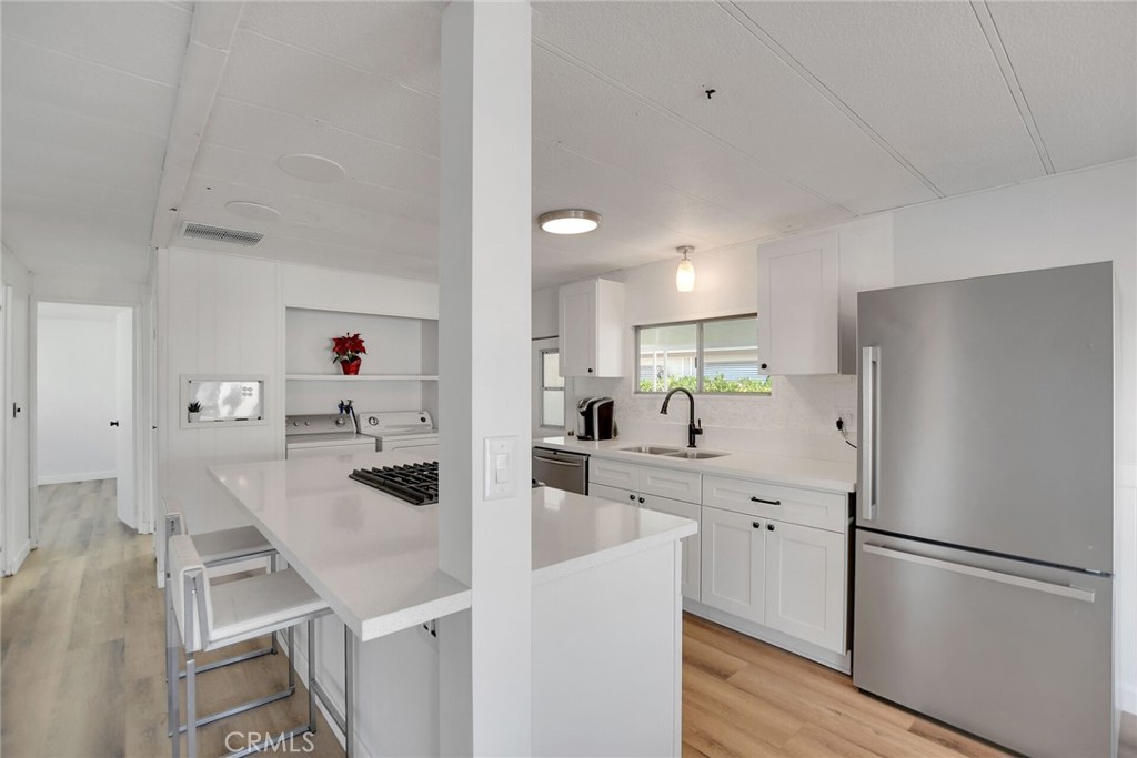 840 East Foothill Boulevard, Unit 27 Azusa, CA 91702 - Photo 14 of 30