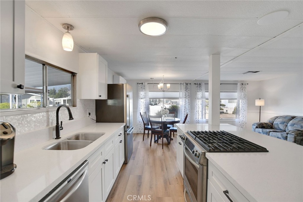 840 East Foothill Boulevard, Unit 27 Azusa, CA 91702 - Photo 18 of 30