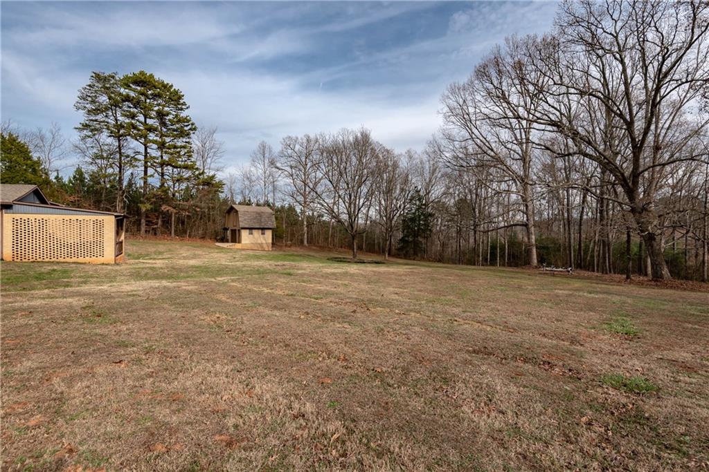 107 Ruth Avenue Newton, NC 28658 - Photo 10 of 46 Gallery Image 10