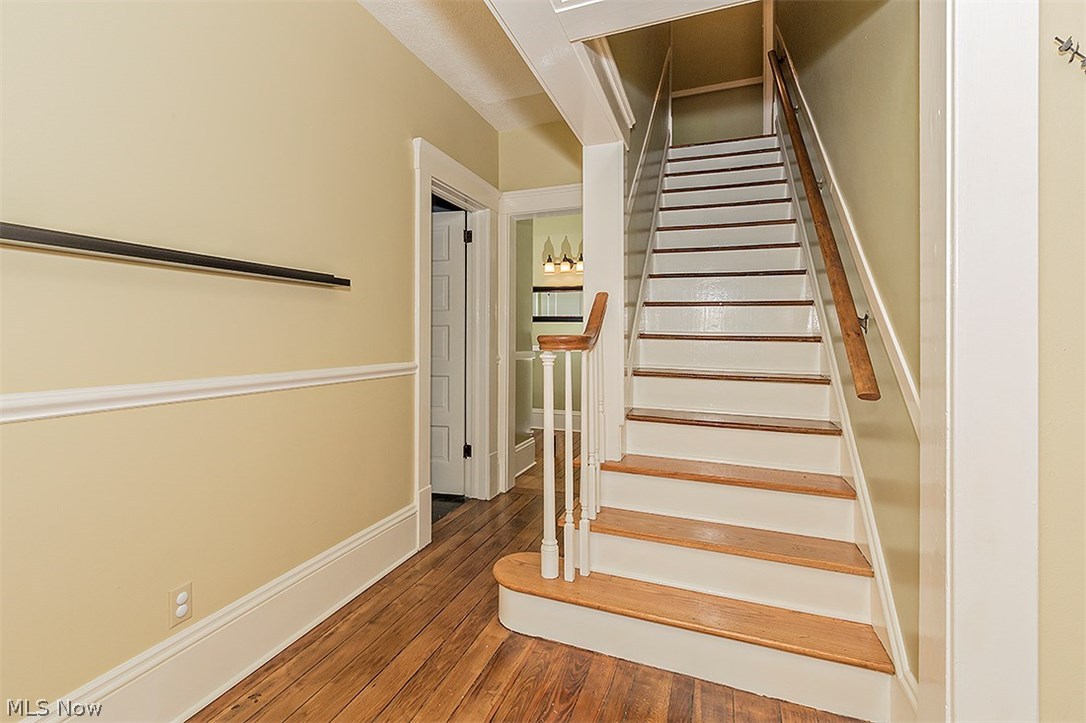 31999 Pinetree Road Pepper Pike, OH 44124 - Photo 20 of 35