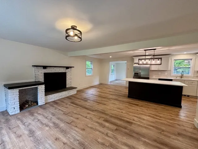 $549,000 | 8 Blueberry Lane, Sturbridge, MA 01566