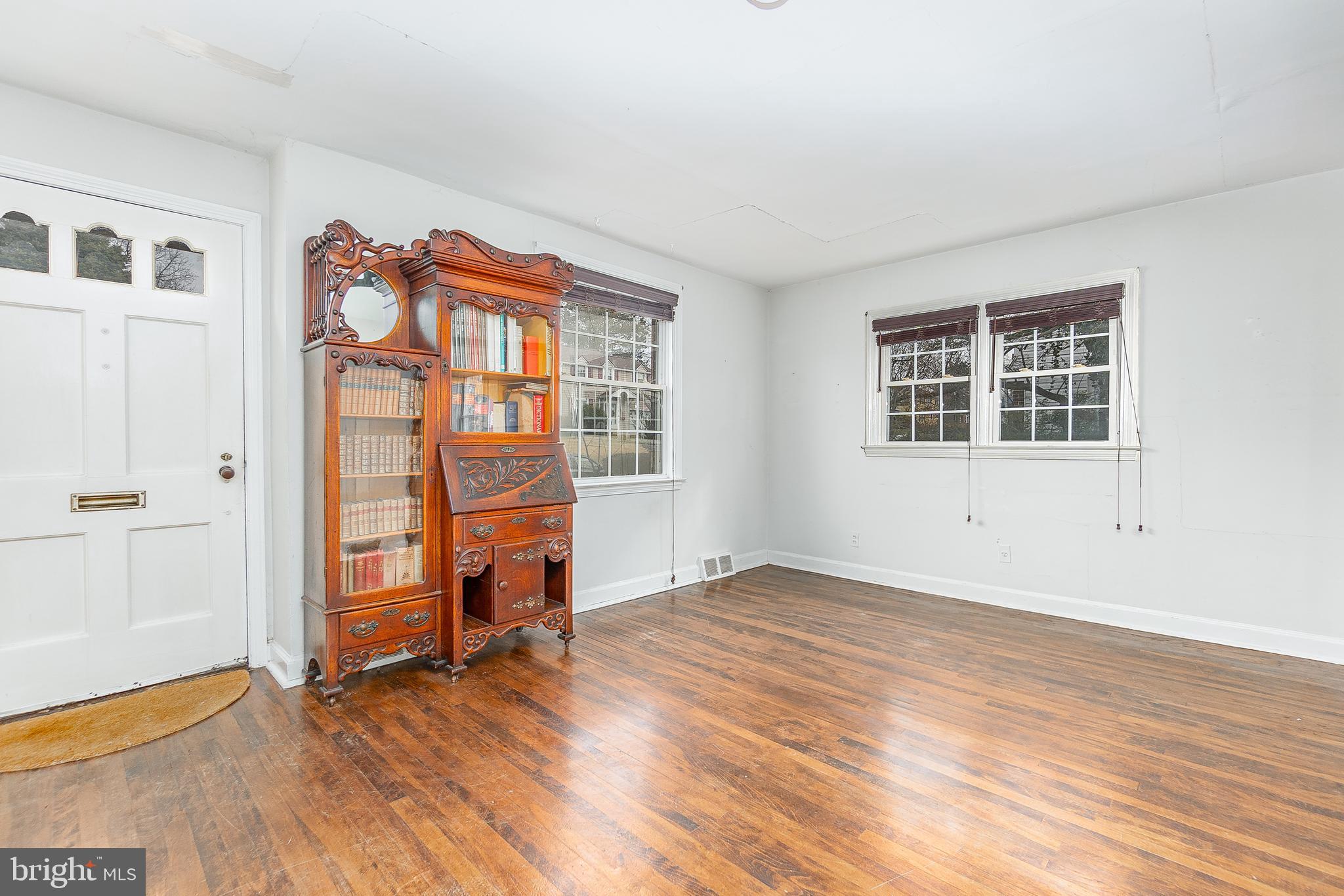 1501 Norman Road Havertown, PA 19083 - Photo 5 of 34