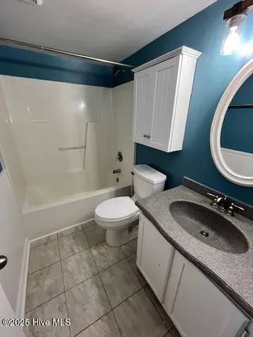 $2,200 | 625 Indian Wells Way, Wilmington, NC 28411