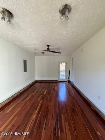 $2,200 | 625 Indian Wells Way, Wilmington, NC 28411