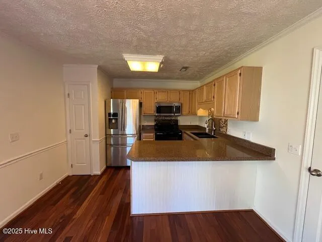 $2,200 | 625 Indian Wells Way, Wilmington, NC 28411