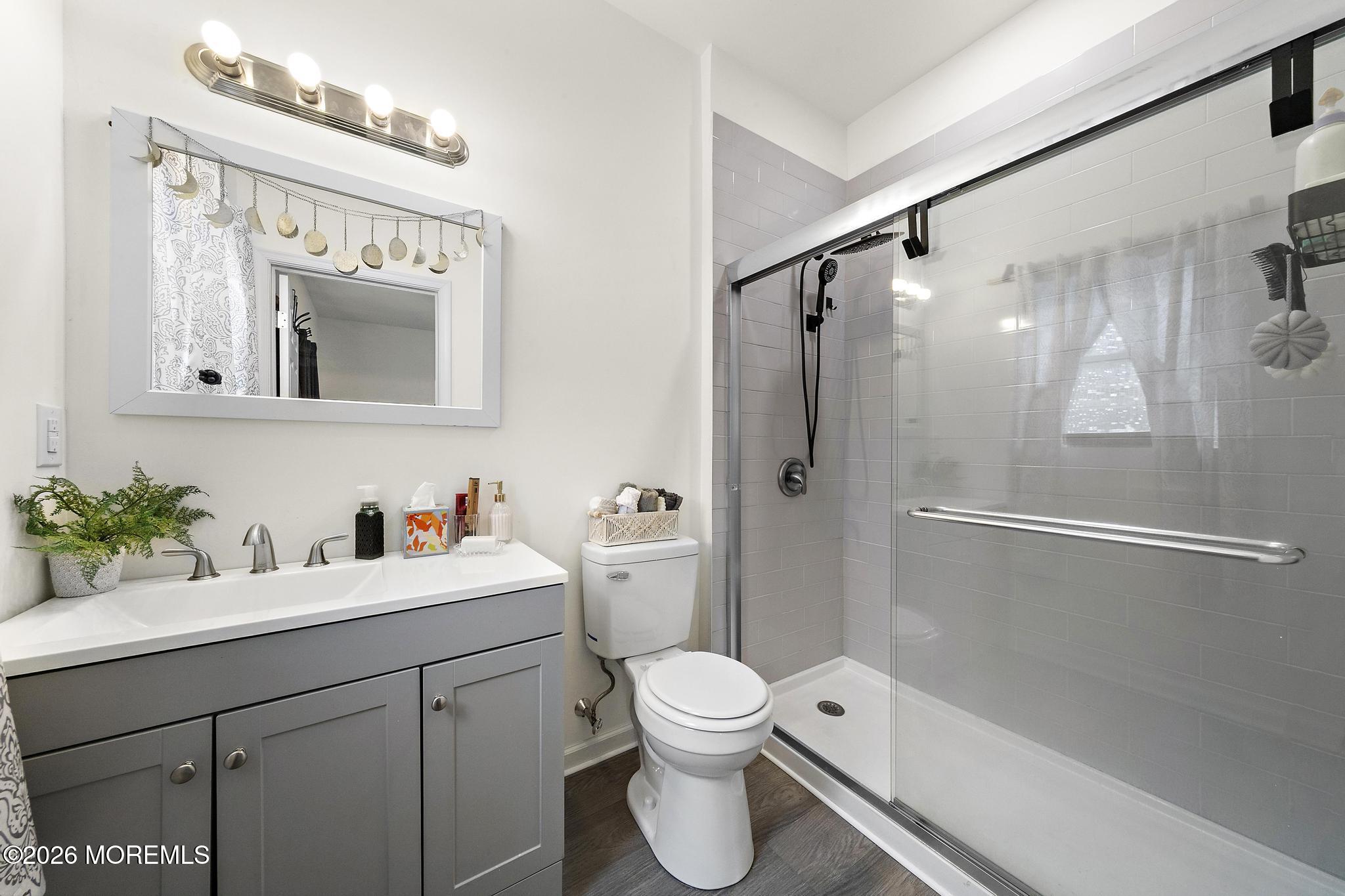 413 South Green Street Tuckerton, NJ 08087 - Photo 26 of 42 full bath