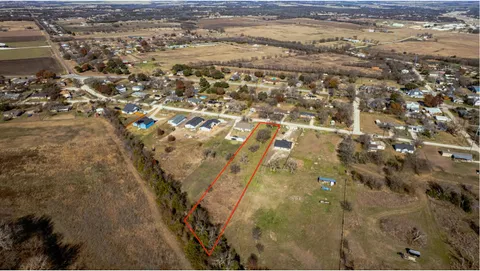 $75,000 | 703 4th Street, Bruceville-Eddy, TX 76524