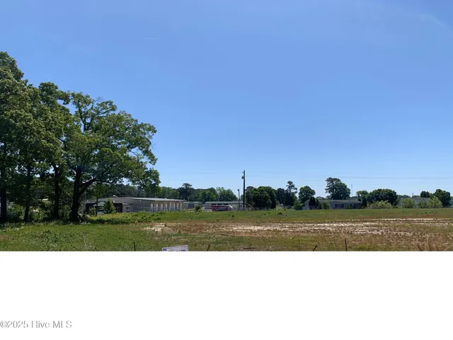 $384,000 | 108 Brighton Street, La Grange, NC 28551