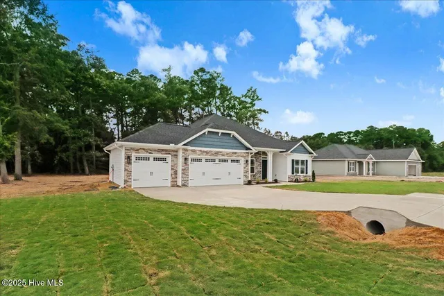 $384,000 | 108 Brighton Street, La Grange, NC 28551