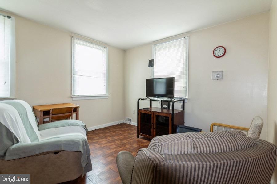 3169 West Ironside Road Camden, NJ 08104 - Photo 6 of 19 Gallery Image 6