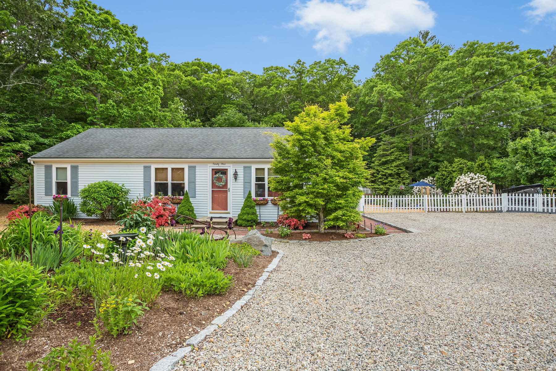 94 South Sandwich Road Mashpee, MA 02649 - Photo 1 of 38 002_94SSandwich_06072019