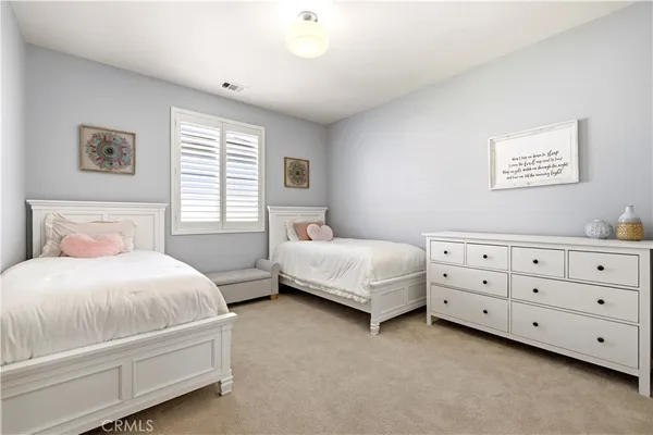 $1,050,000 | 28886 West Hills Drive, Valencia, CA 91354