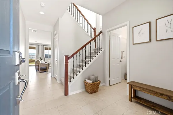 $1,050,000 | 28886 West Hills Drive, Valencia, CA 91354