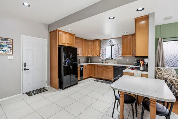 $719,000 | 8530 Hayden Way, Fair Oaks, CA 95628