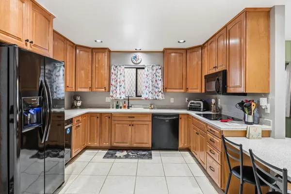 $719,000 | 8530 Hayden Way, Fair Oaks, CA 95628