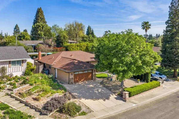 $719,000 | 8530 Hayden Way, Fair Oaks, CA 95628