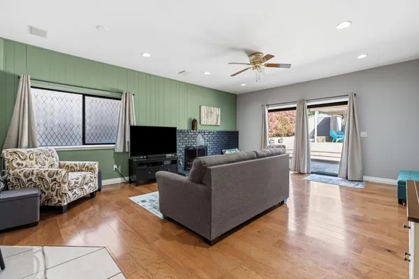 $719,000 | 8530 Hayden Way, Fair Oaks, CA 95628