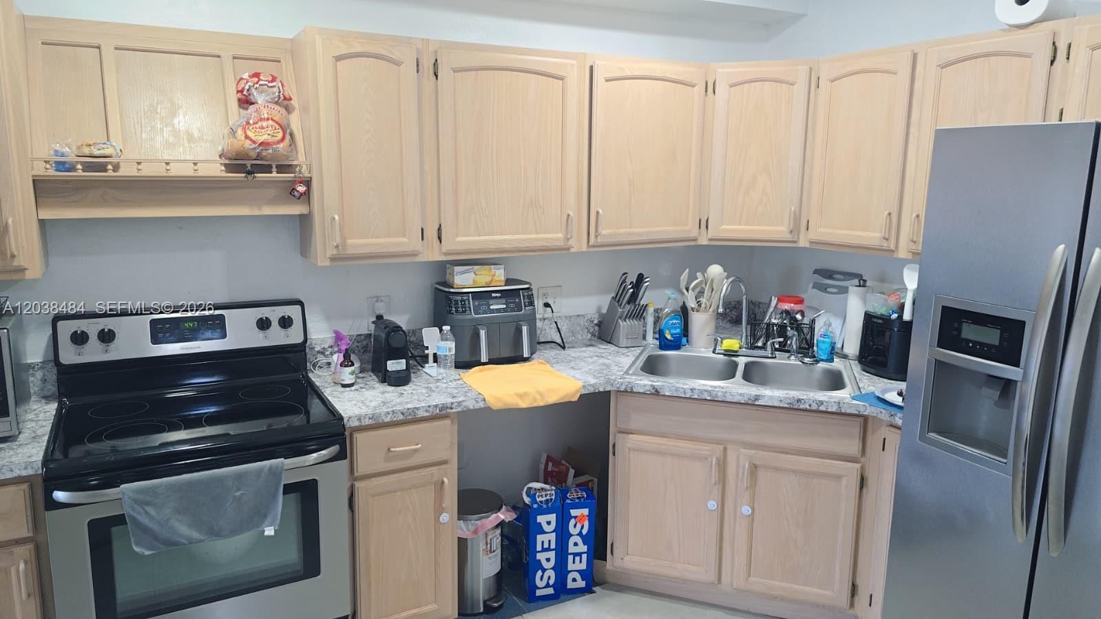 13220 Southwest 66th Street, Unit A Miami, FL 33183 - Photo 11 of 19