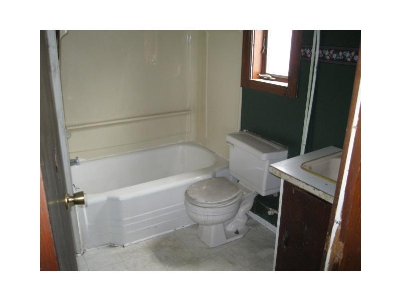 31 Exeter Road Corinna, ME 04928 - Photo 12 of 17 Bathroom.