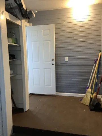 $1,050 | 715 South Market Street, Grapeland, TX 75844