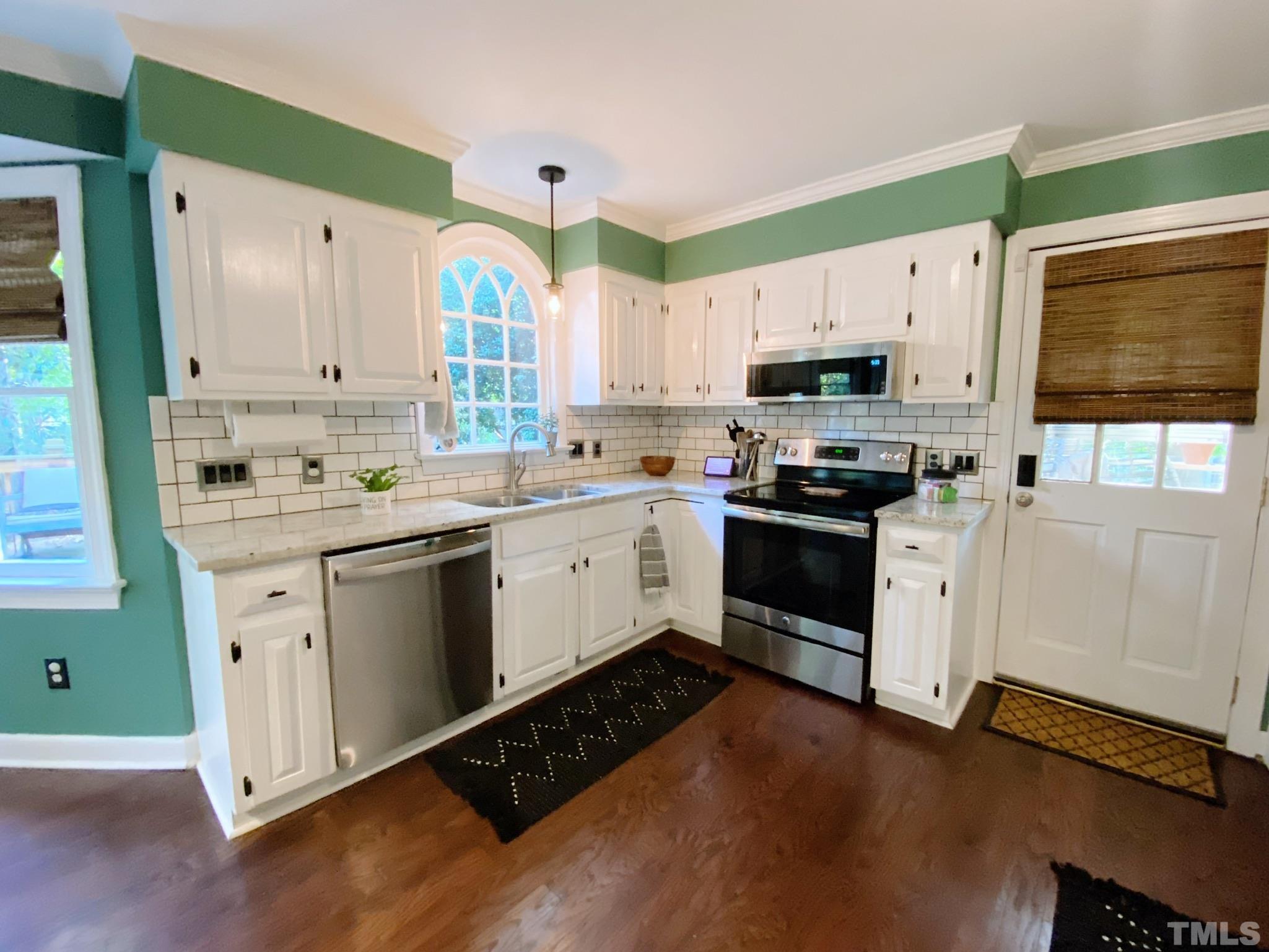 7104 Sandringham Drive Raleigh, NC 27613 - Photo 4 of 25