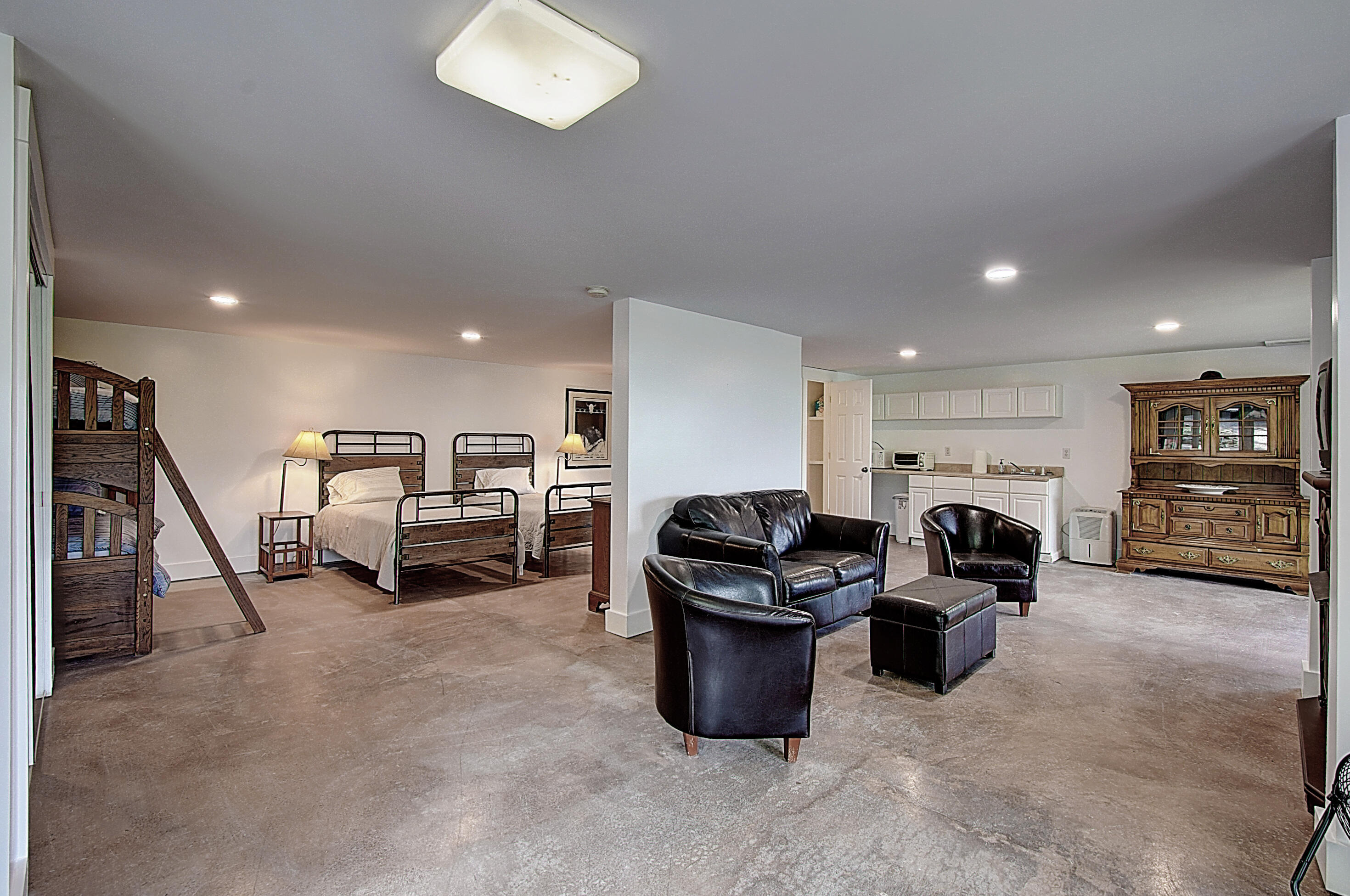 210 Chandler Cove Road Erwin, TN 37650 - Photo 21 of 89 DSC_0412And8more_1