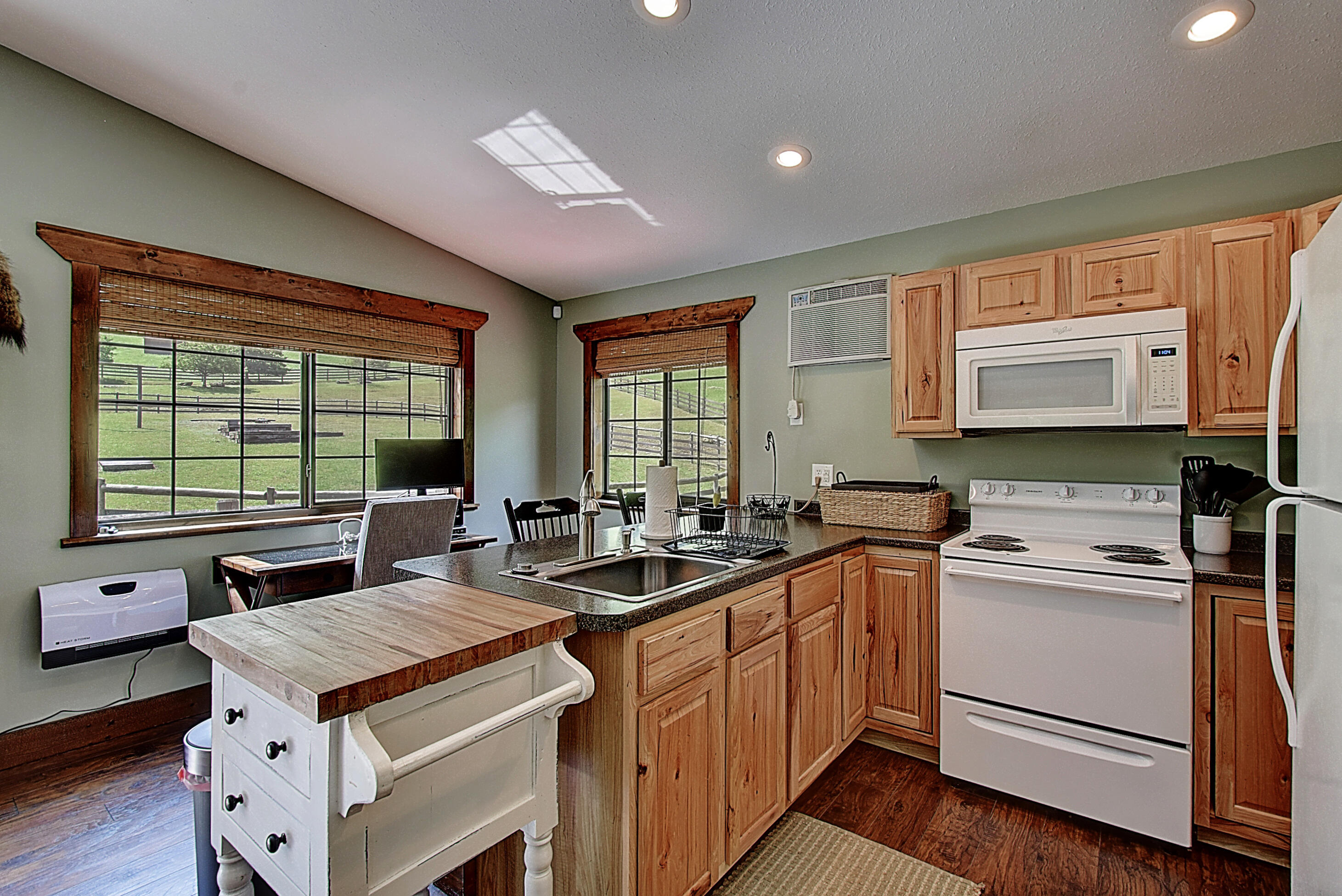 210 Chandler Cove Road Erwin, TN 37650 - Photo 55 of 89 DSC_0943And8more