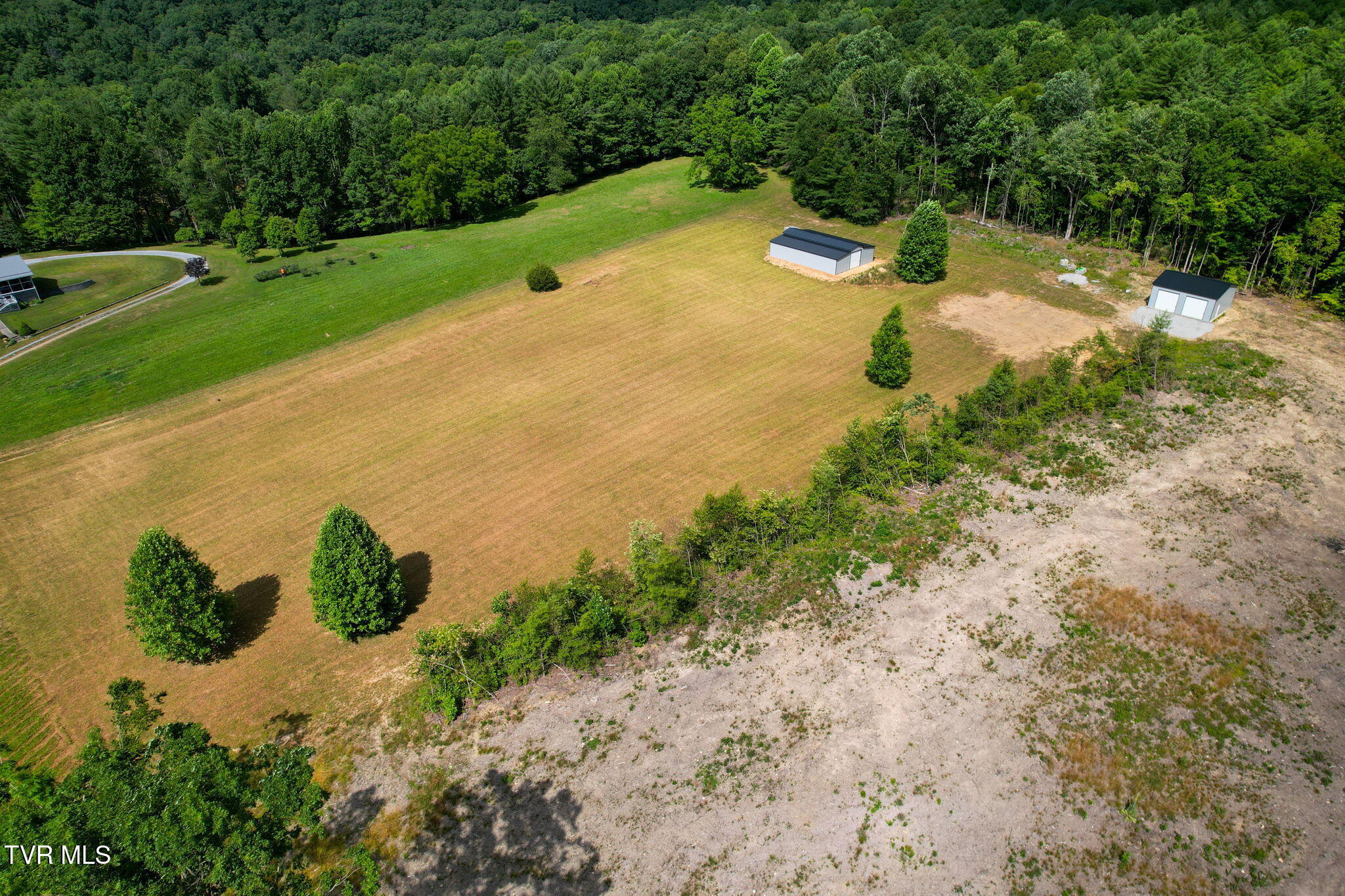 424 Rust Road Bristol, TN 37620 - Photo 2 of 14 5-web-or-mls-454-rust-rd