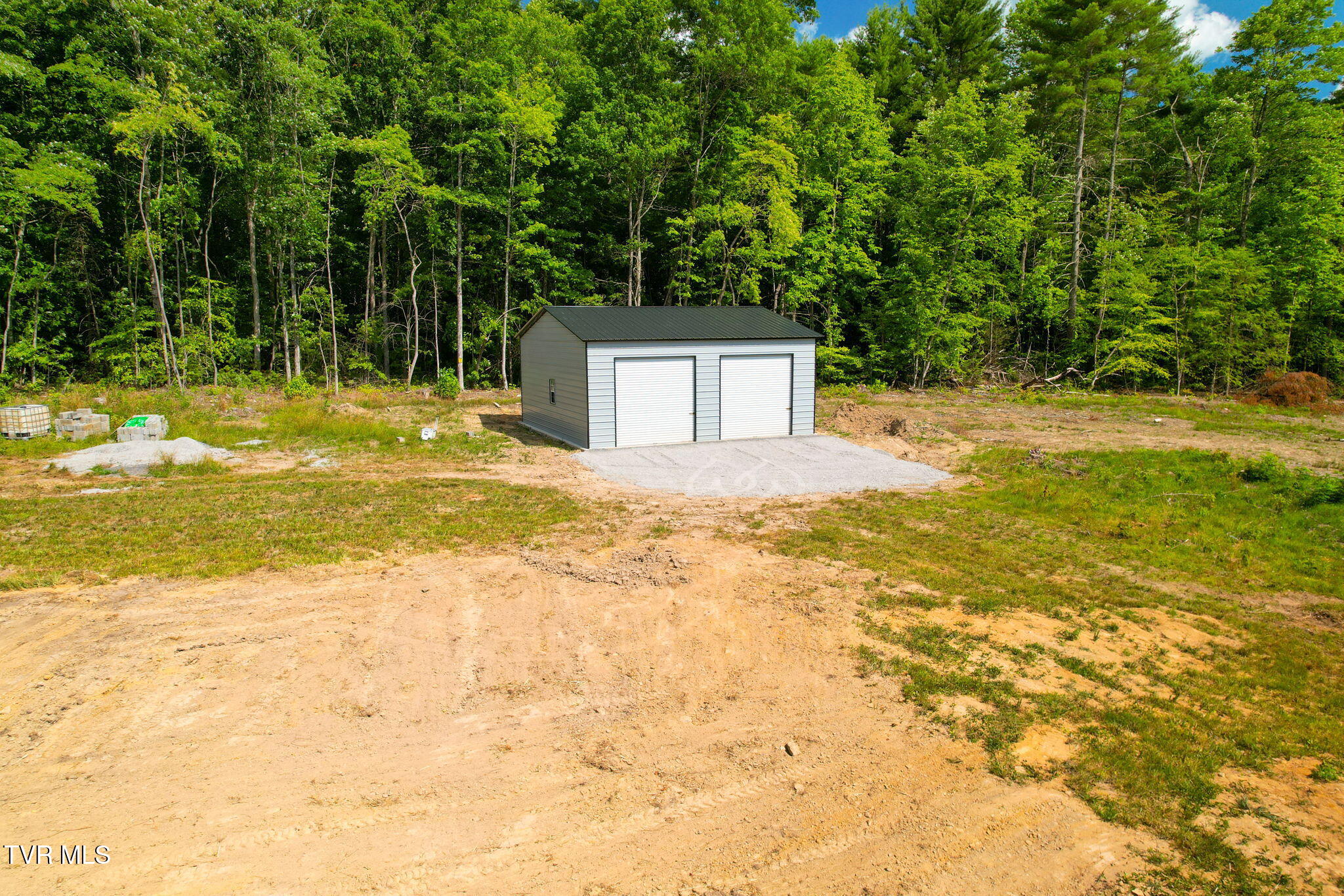 424 Rust Road Bristol, TN 37620 - Photo 6 of 14 7-web-or-mls-454-rust-rd