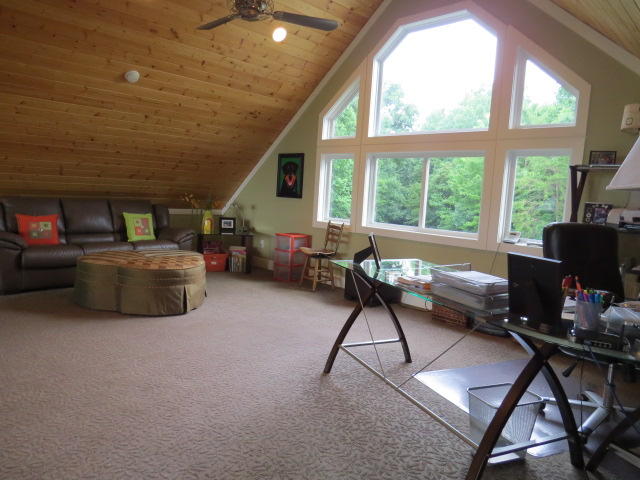 1928 Glass Hill Road Goode, VA 24556 - Photo 24 of 34 024 Loft #2