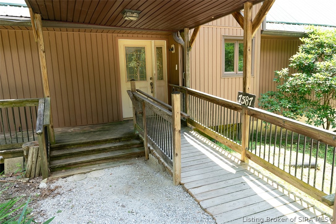 7587 Starlight Road Floyds Knobs, IN 47119 - Photo 28 of 99