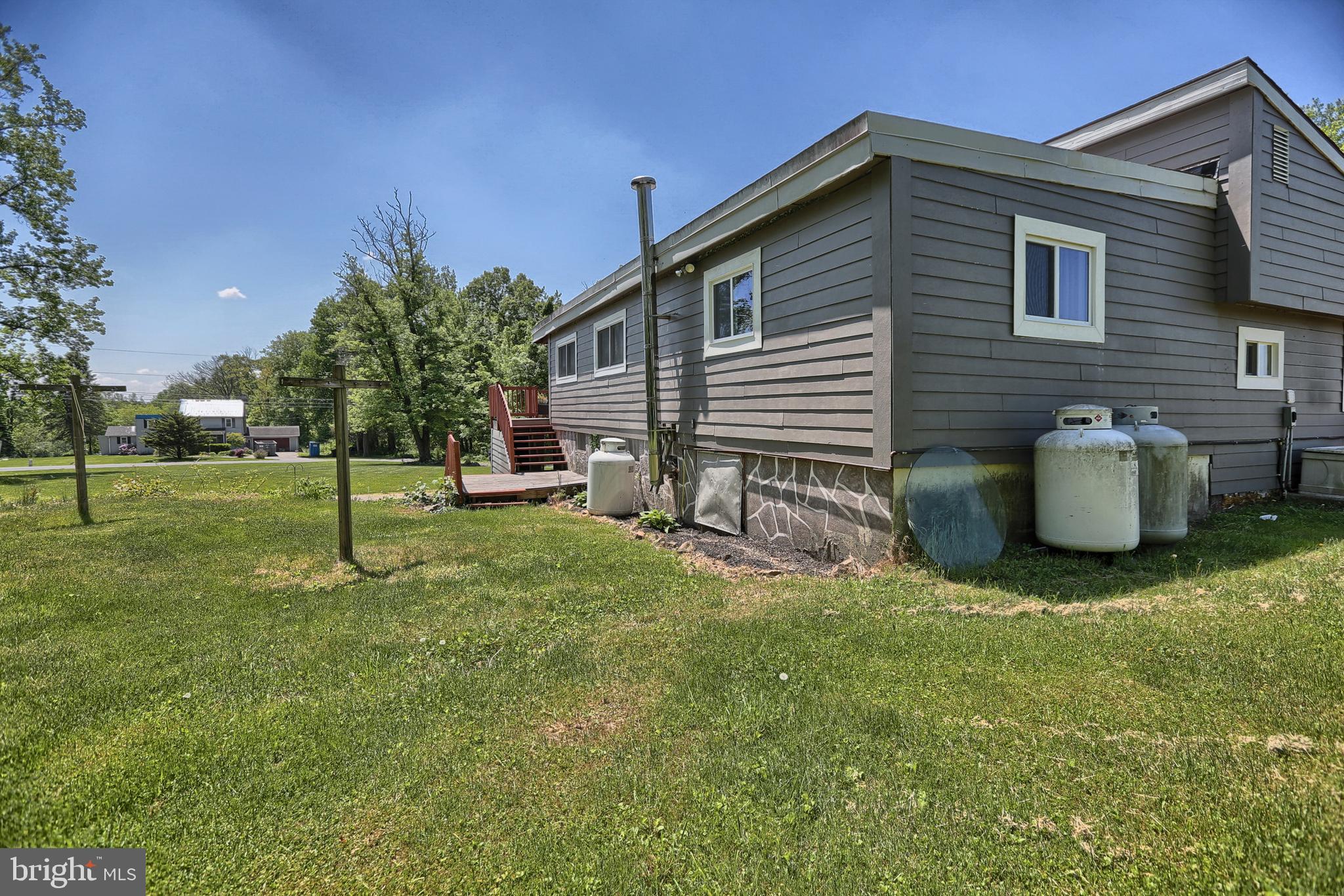 4792 Ridge Road Elizabethtown, PA 17022 - Photo 27 of 31 Gallery Image 27
