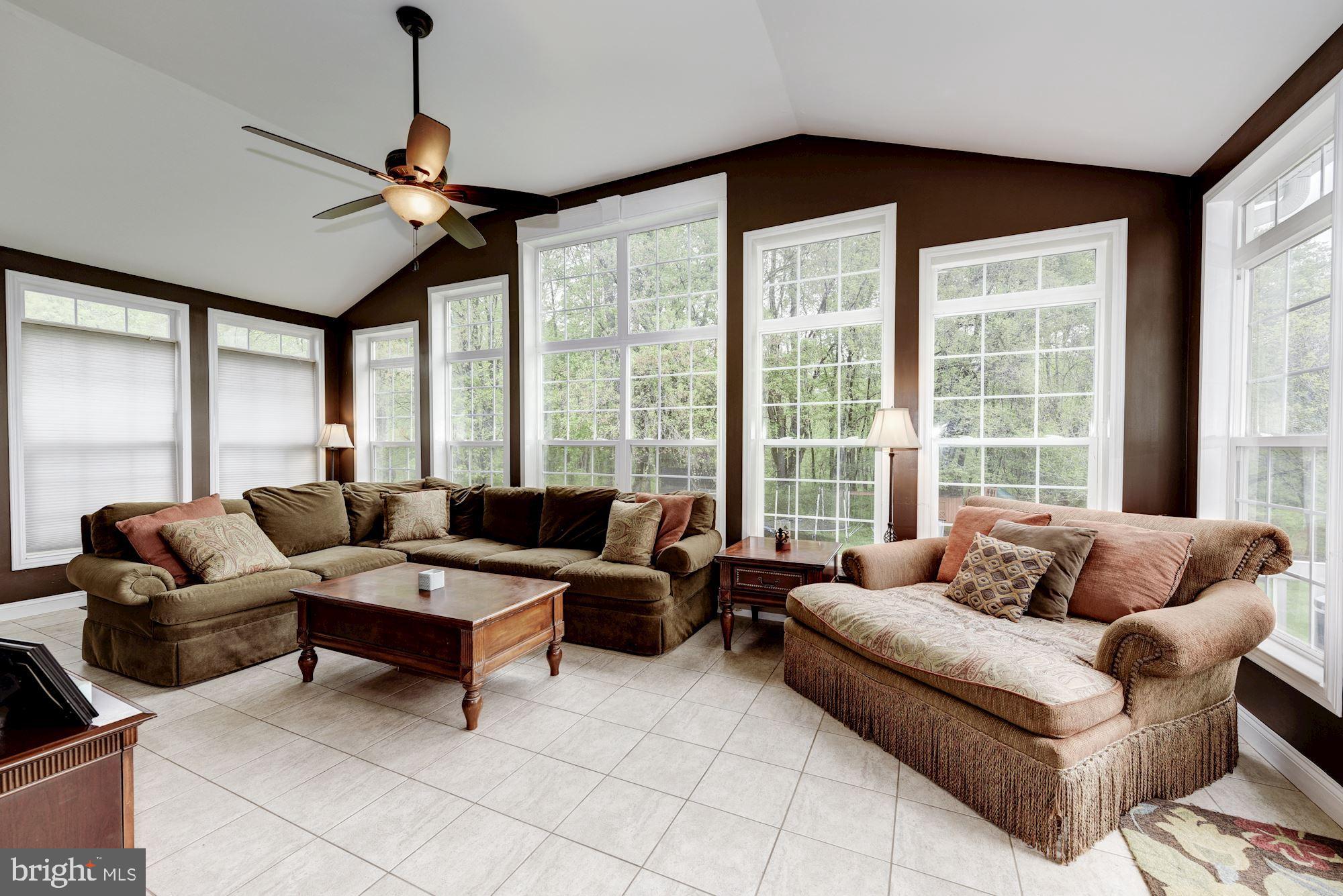18258 Wickham Road Olney, MD 20832 - Photo 22 of 56 GORGEOUS SUNROOM OFF OF KITCHEN