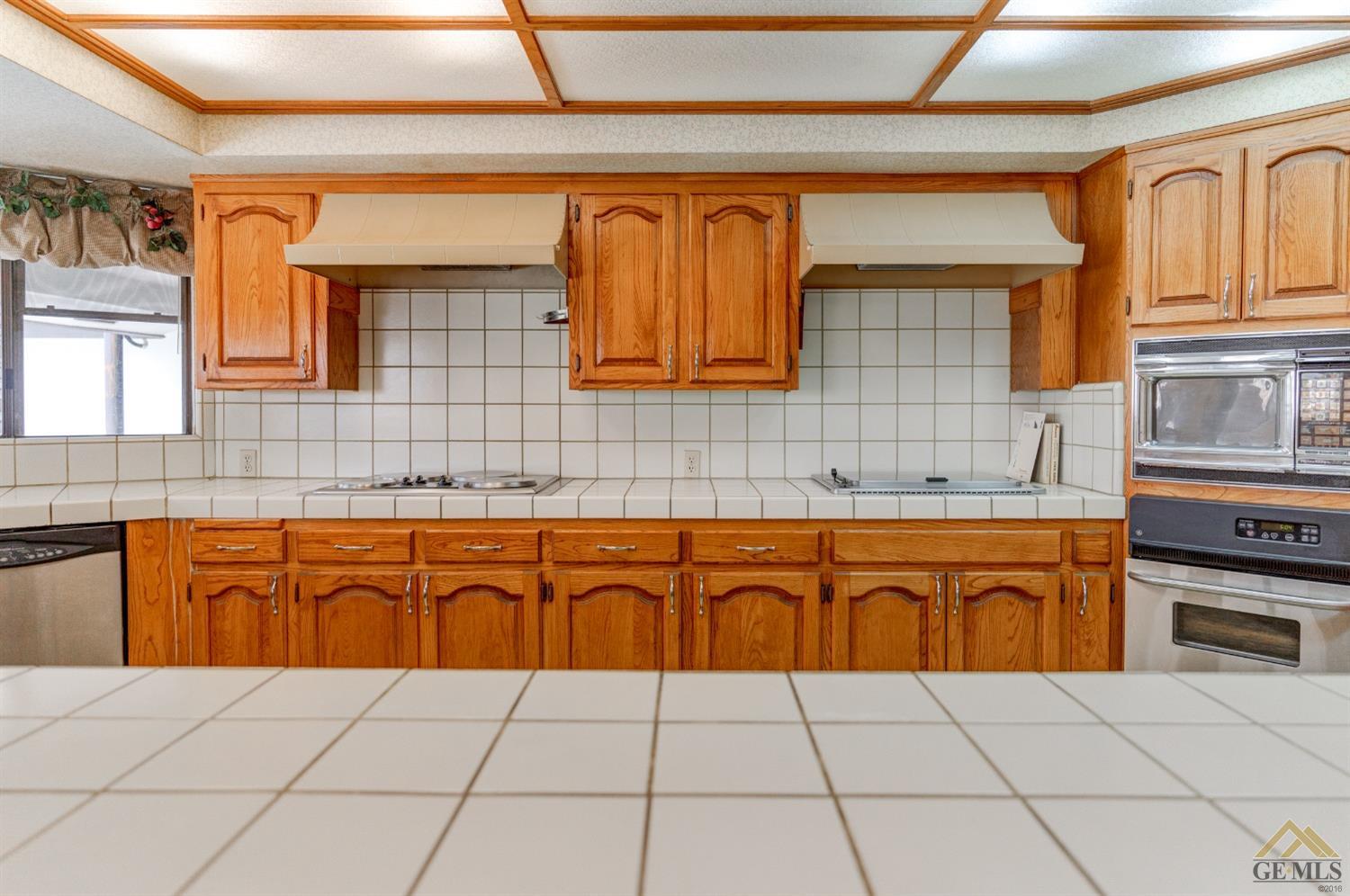 Undisclosed Address Bakersfield, CA 93309 - Photo 23 of 38