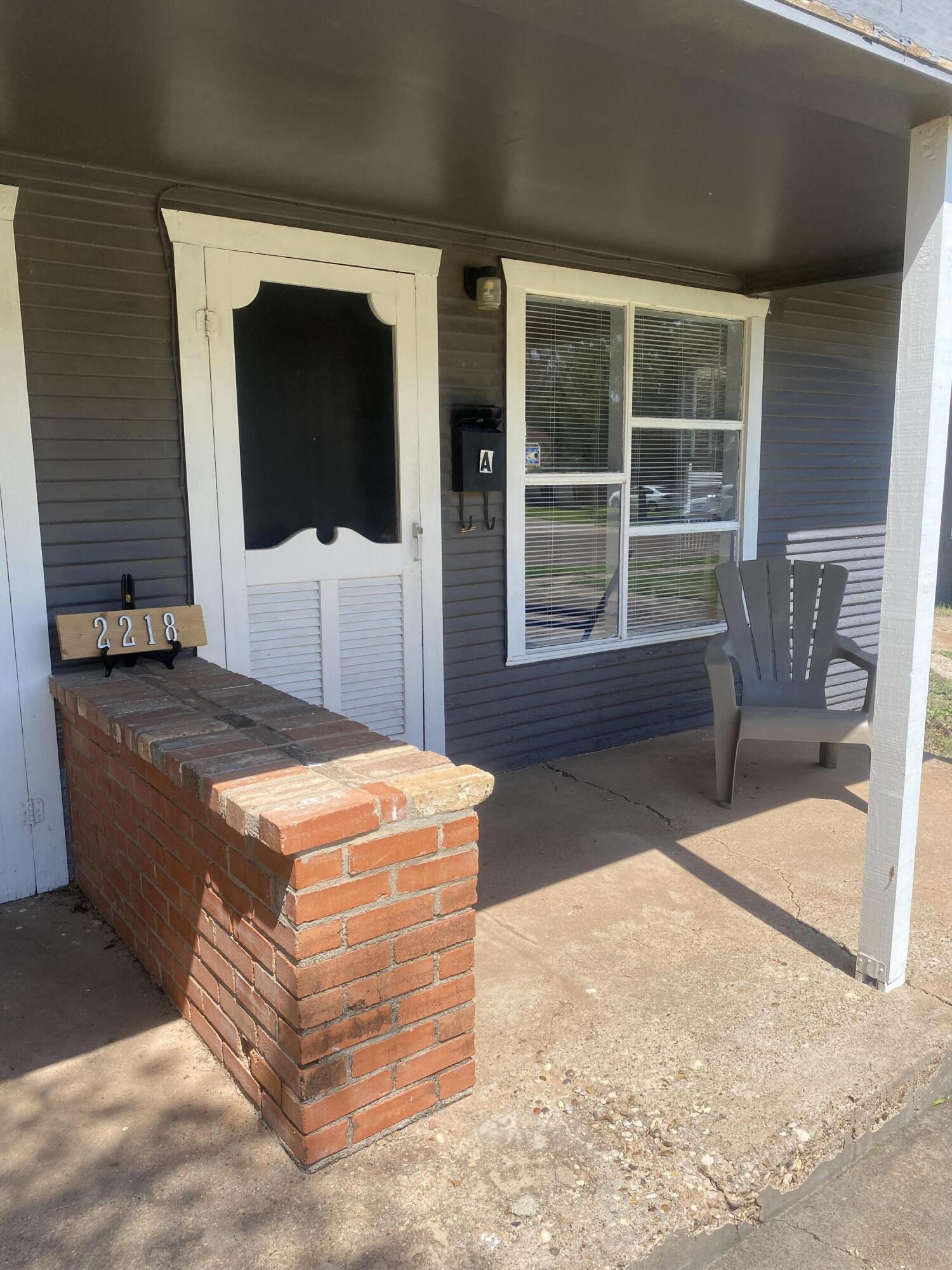 2218 18th Street, Unit A Lubbock, TX 79401 - Photo 2 of 18 IMG-0159